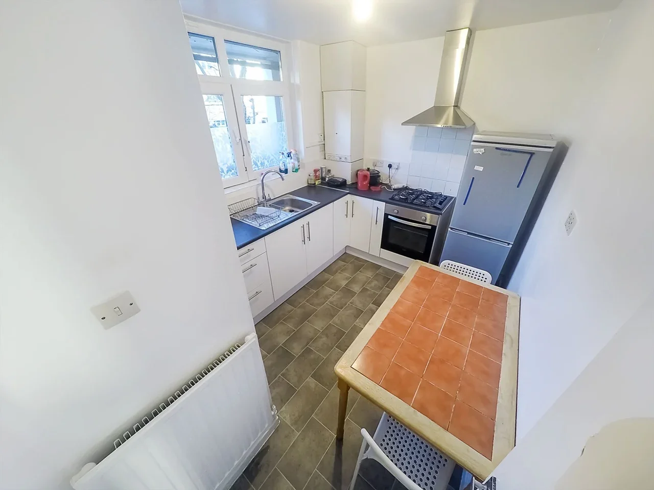 Room Cambridge Heath Road in Greater London