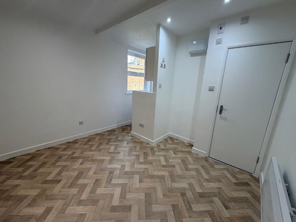 Flat Cheapside in Luton