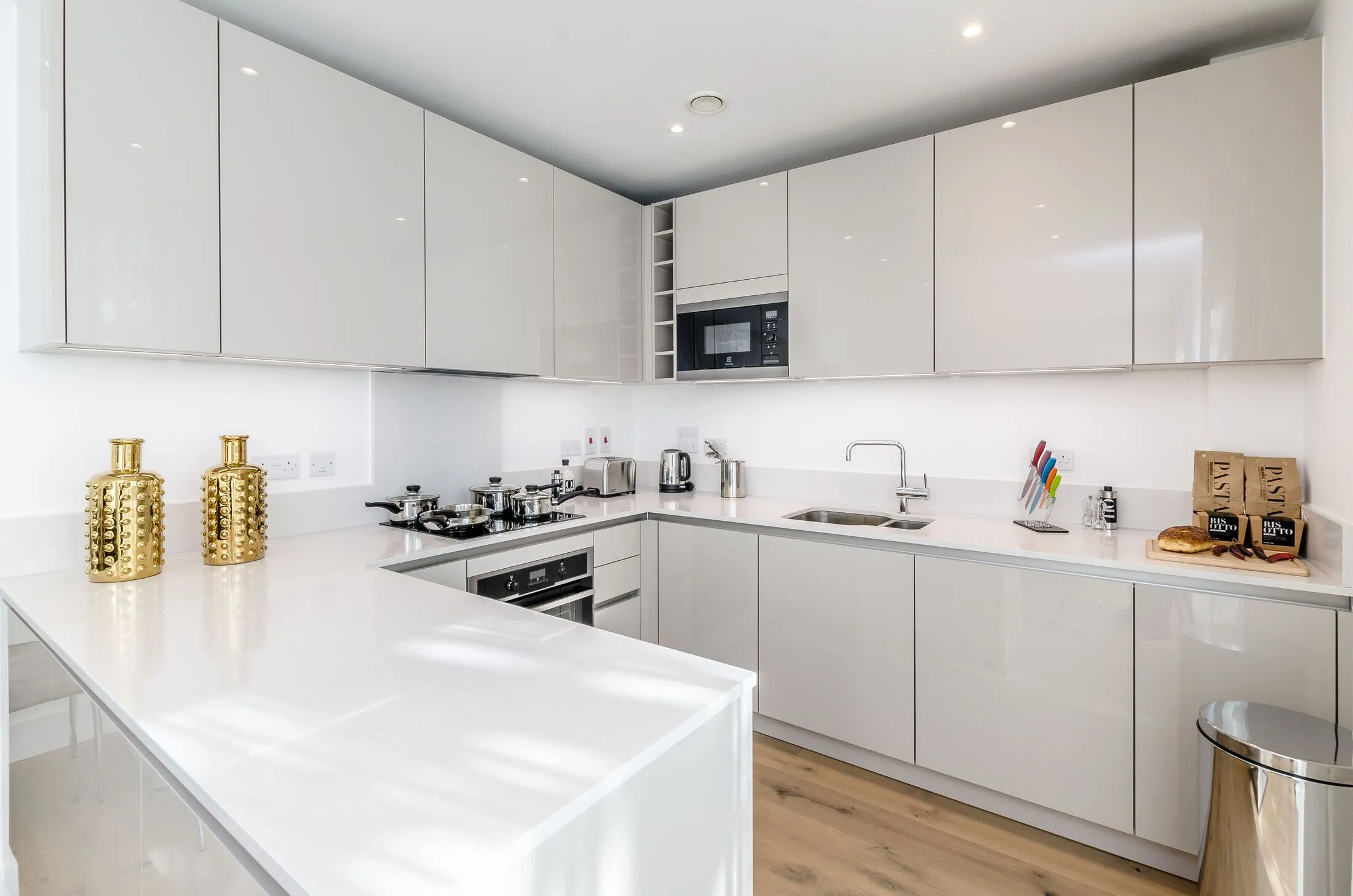 Flat Rochester Place in Greater London