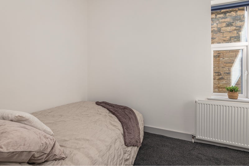 Room New Bank Street in Leeds