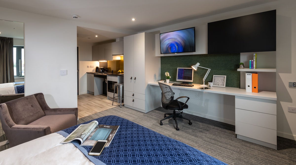 Room Castlebank Street in Glasgow