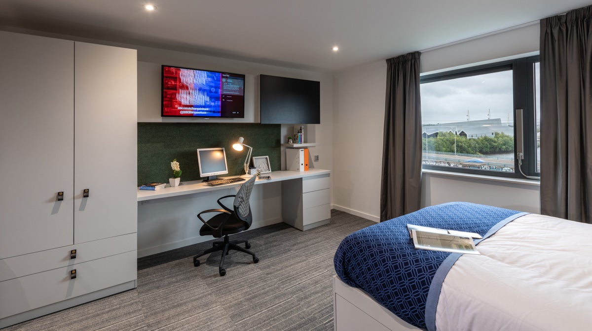 Room Castlebank Street in Glasgow