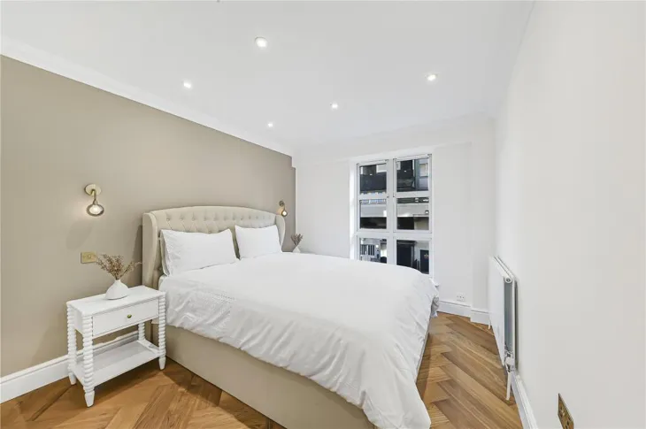 Flat Lisson Grove in City of Westminster