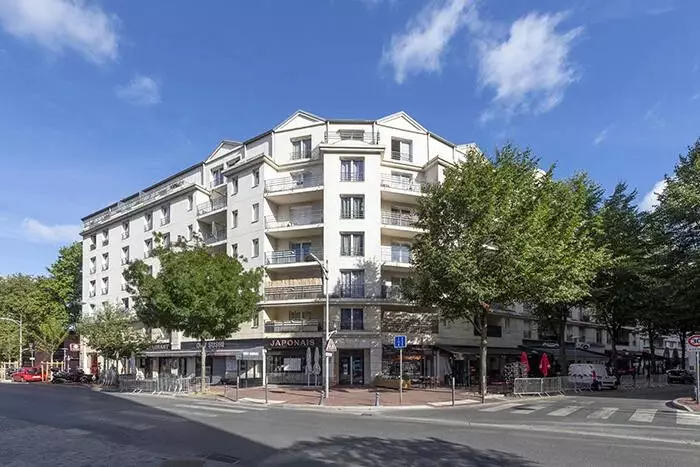 Appartement Rue Jean-Jacques Rousseau à Issy-les-Moulineaux