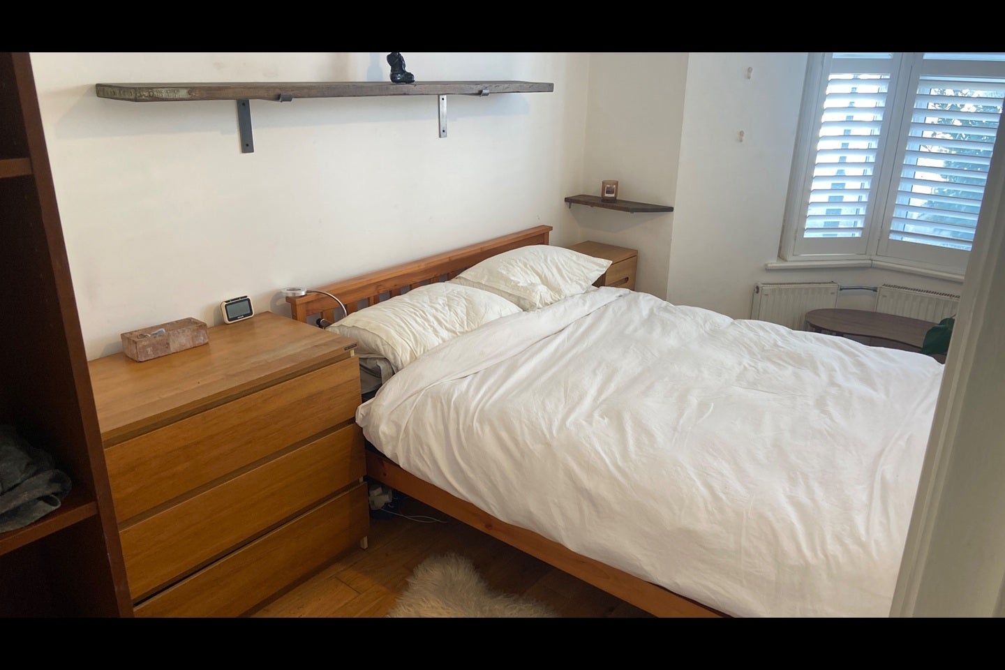 Flat Antill Road in Greater London