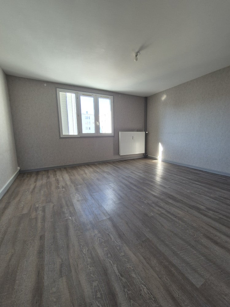 Flat Rue Guy Môquet in Romilly-sur-Seine