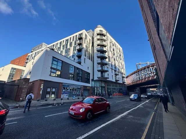 Flat Cook Street in Salford
