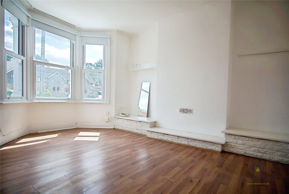 Flat Riverdale Road in Greater London