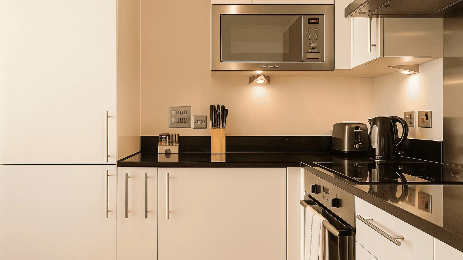 Flat Cassilis Road in Greater London