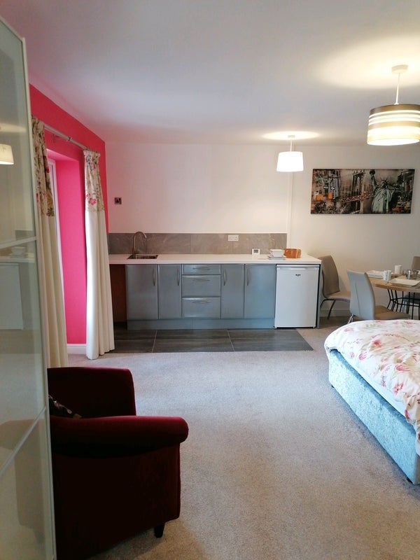Room Kings Close in Wakefield