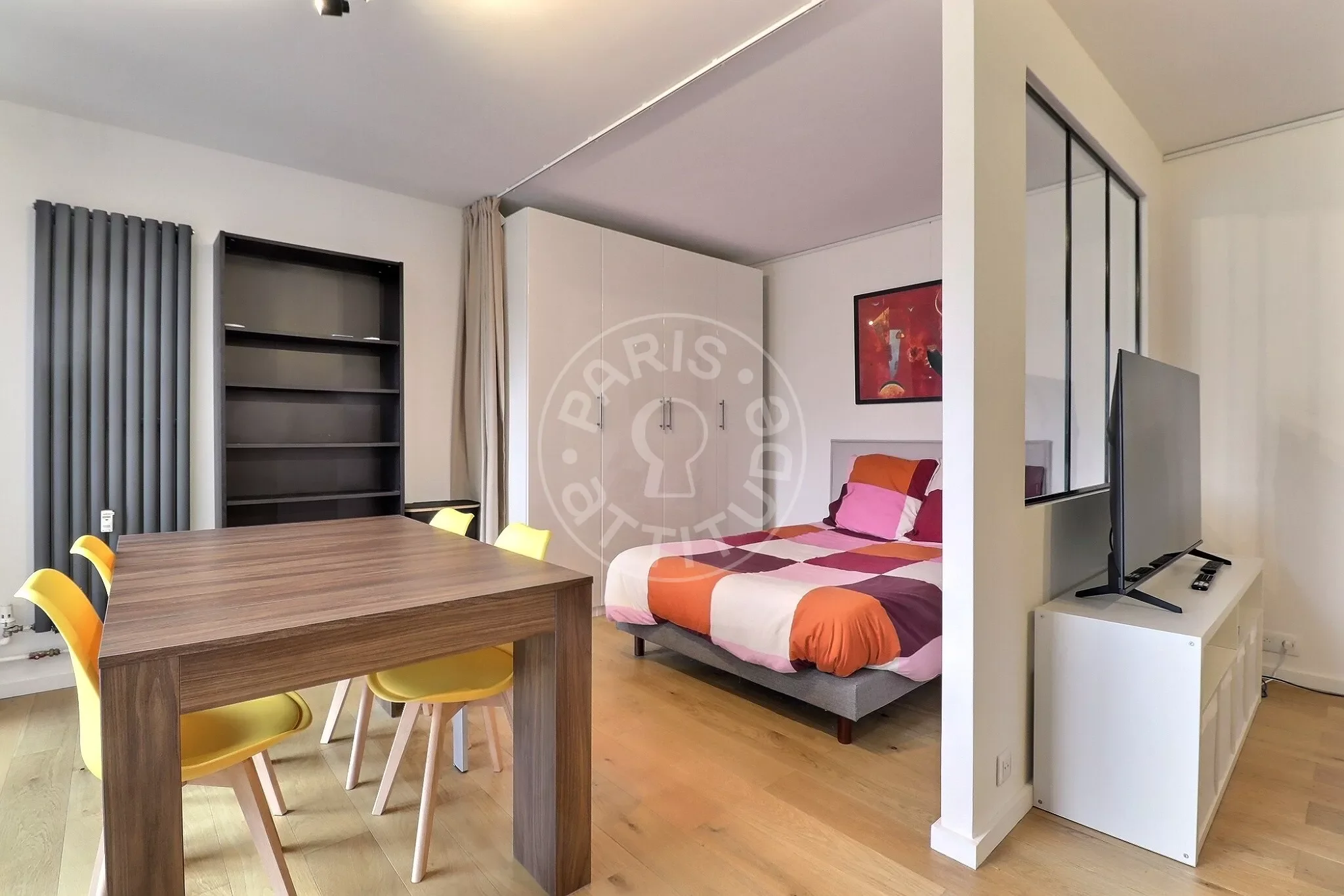 Flat Rue des Boulets in Paris