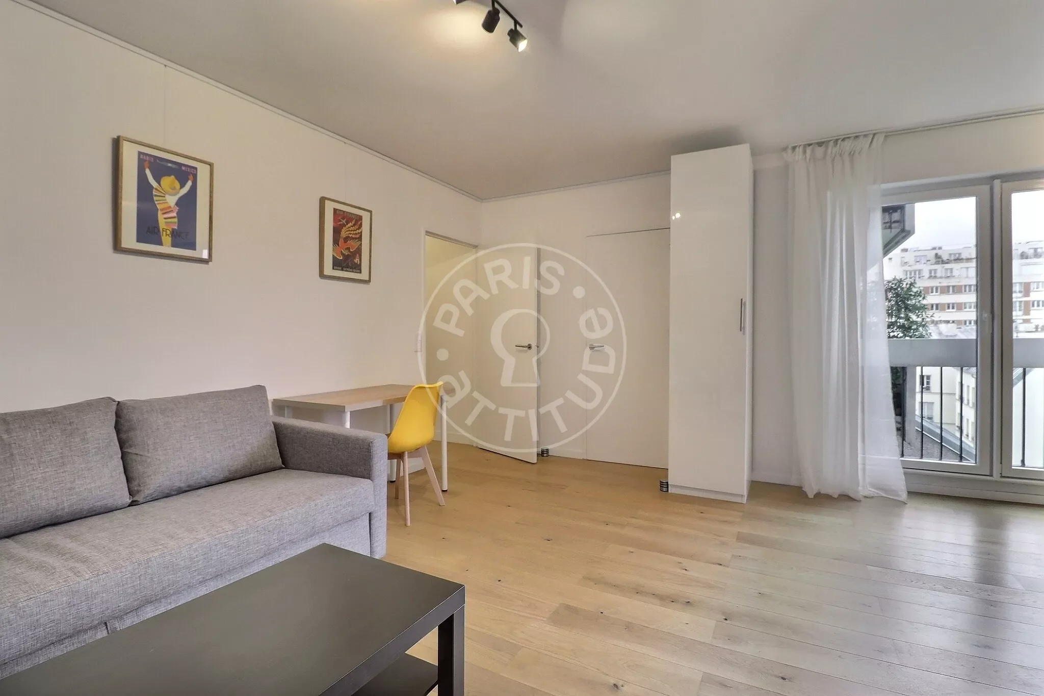 Appartement Rue des Boulets à Paris