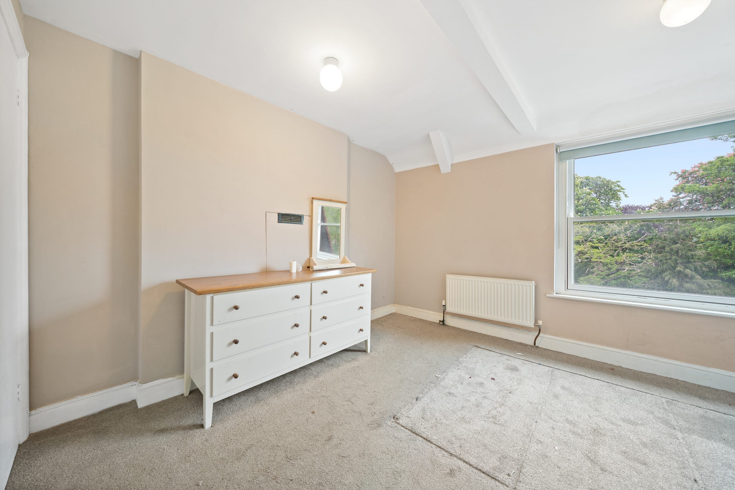 Flat Hornsey Lane in Greater London