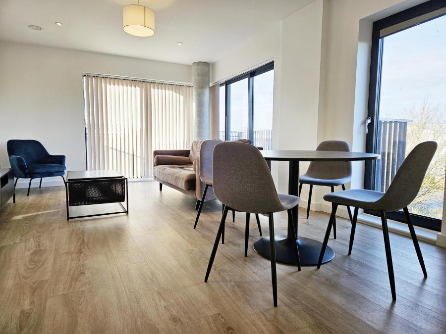 Flat Manorfield in Ashford