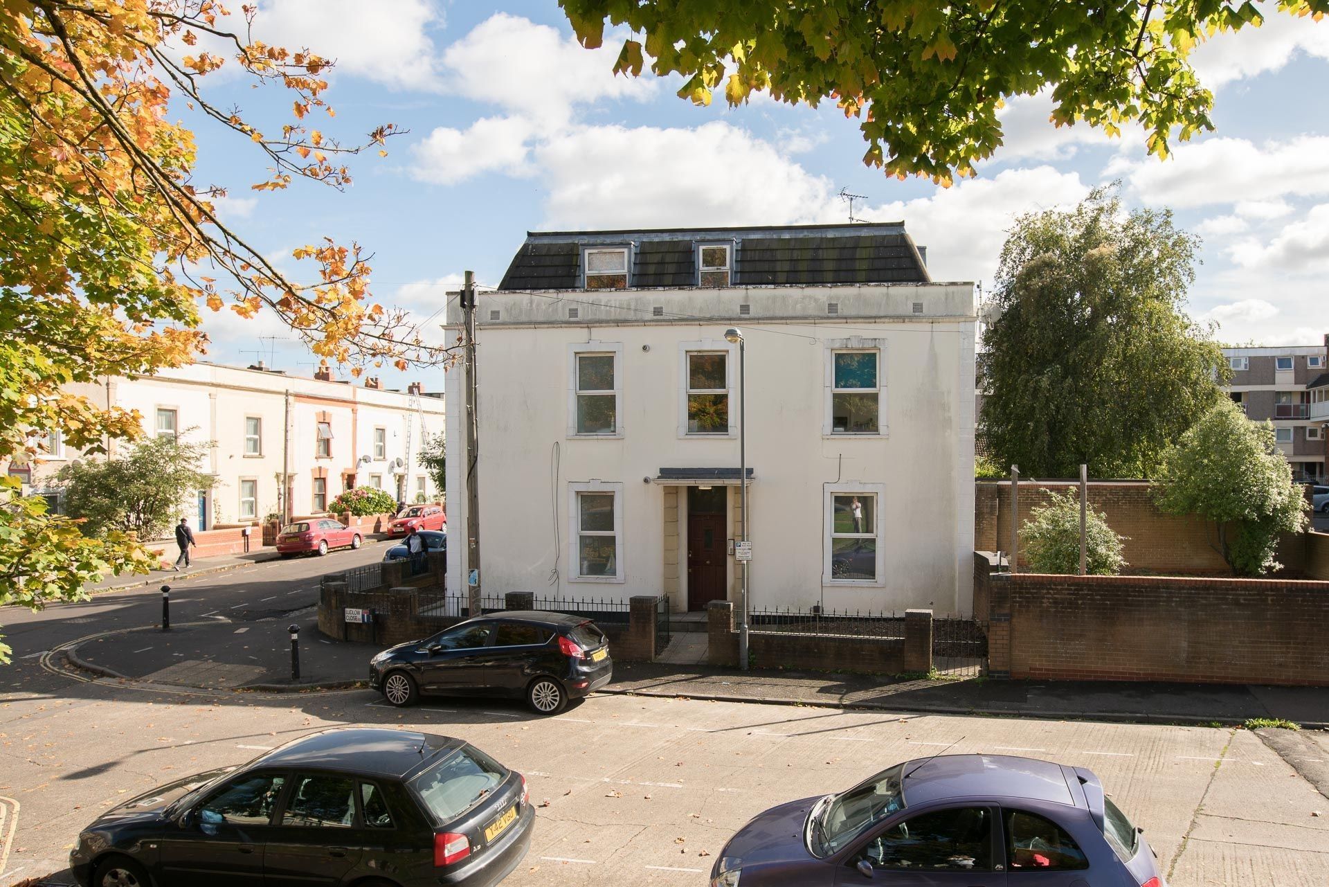 Flat Saint Nicholas Road in Bristol