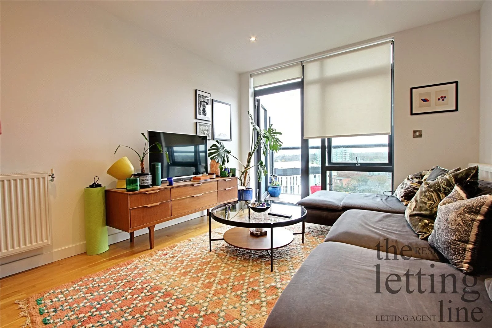 Flat Dunstan Mews in Greater London