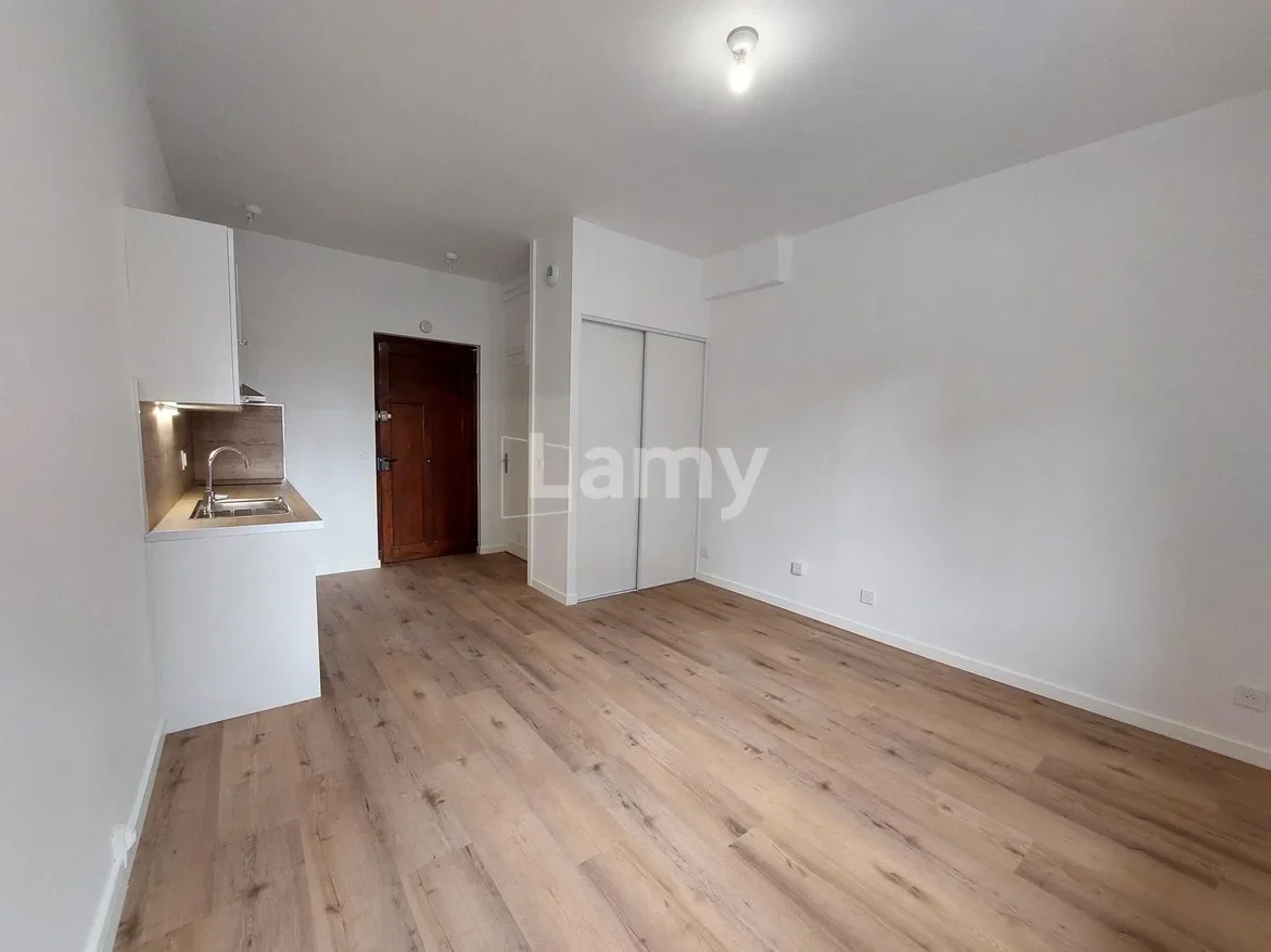 Appartement Cours de la Libération et du Général de Gaulle à Grenoble
