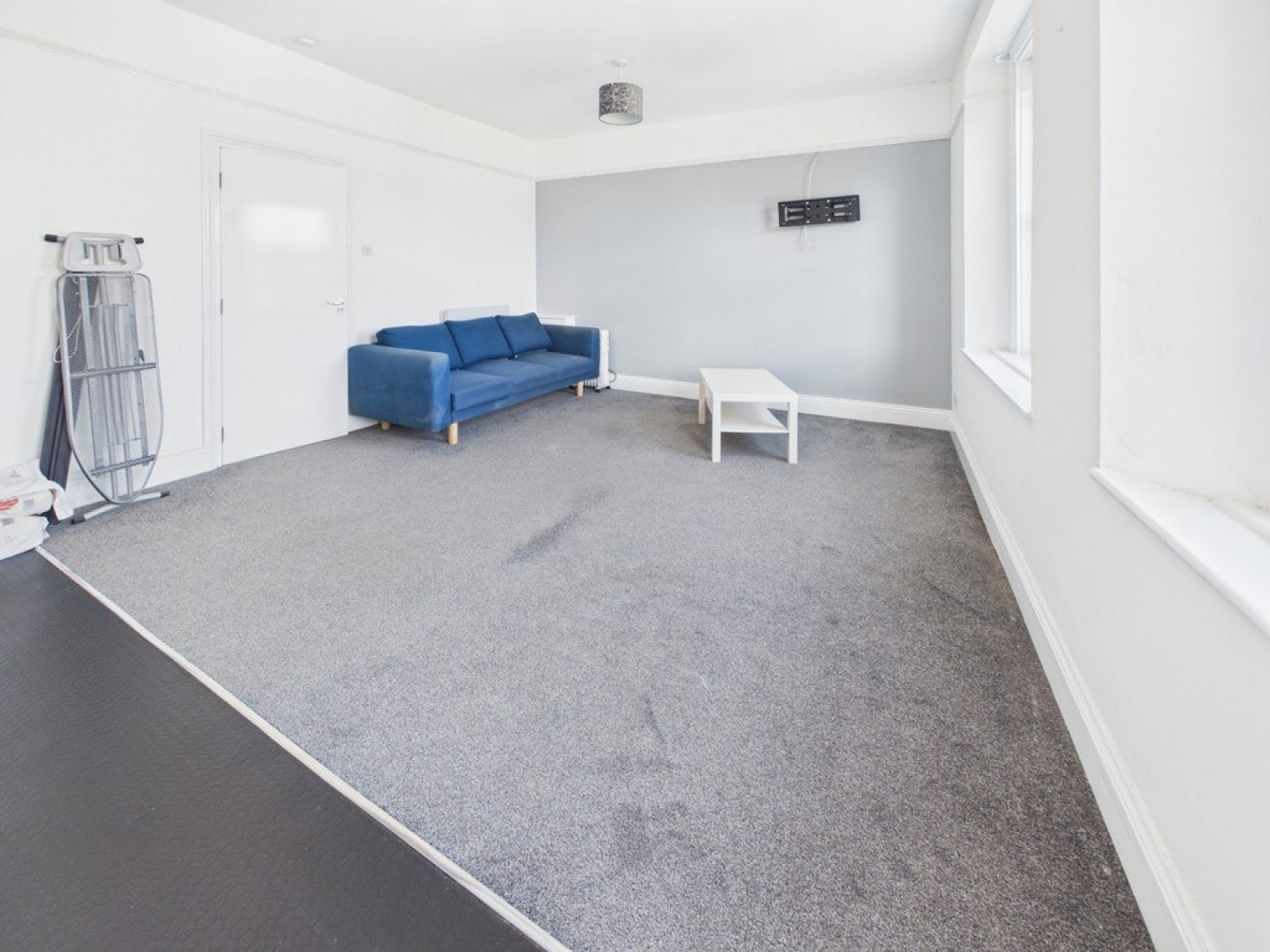 Flat Wyndham Square in Plymouth