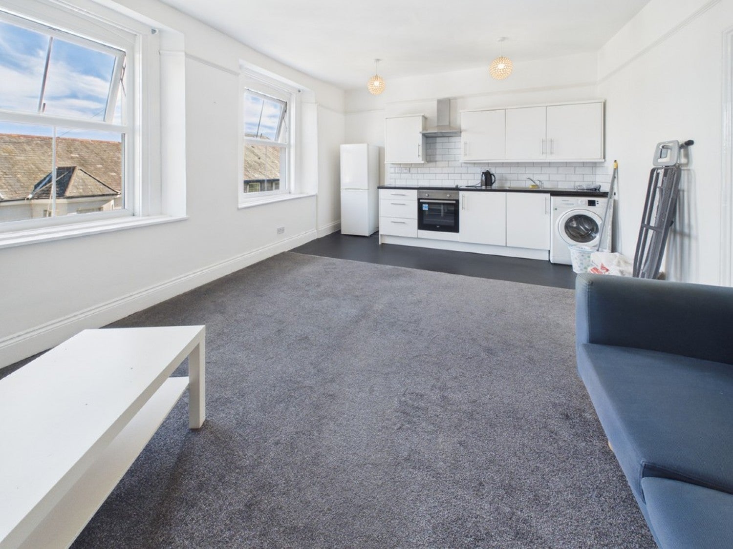 Flat Wyndham Square in Plymouth