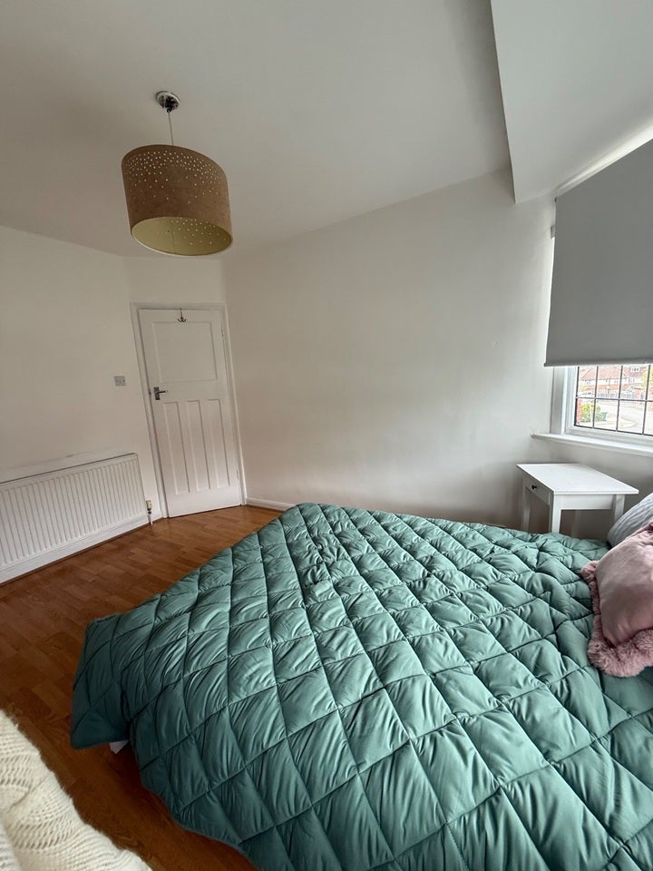 House Bevan Road in Greater London