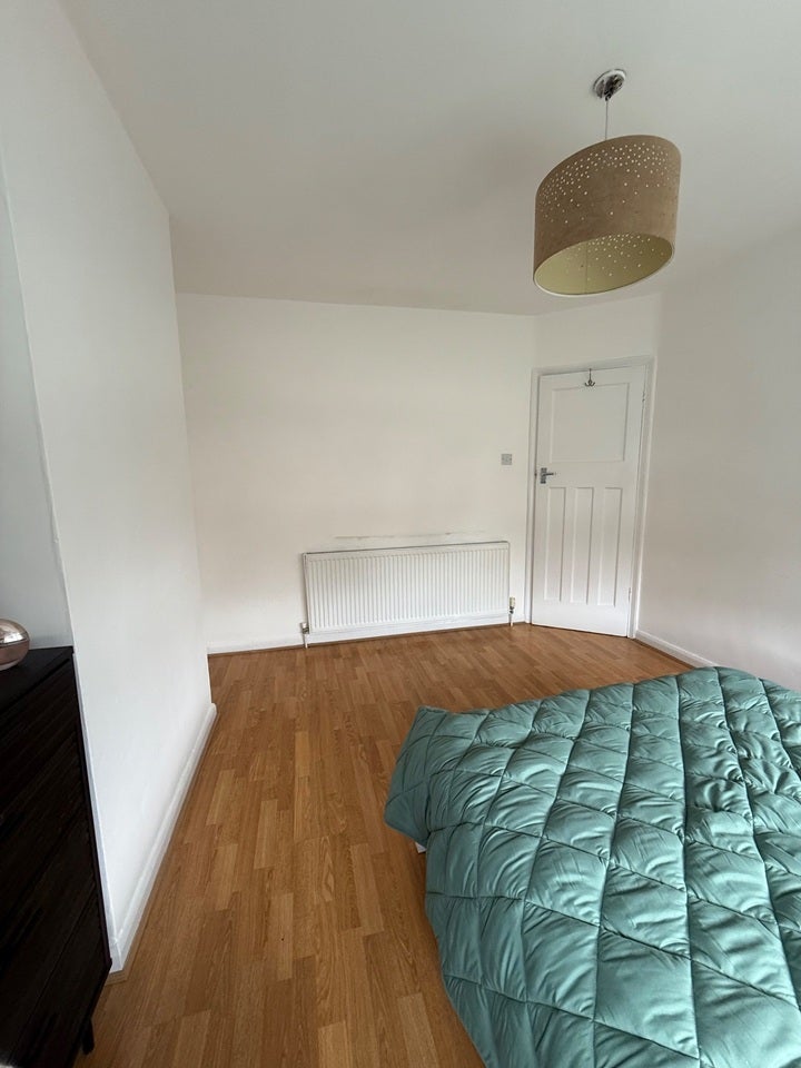 House Bevan Road in Greater London