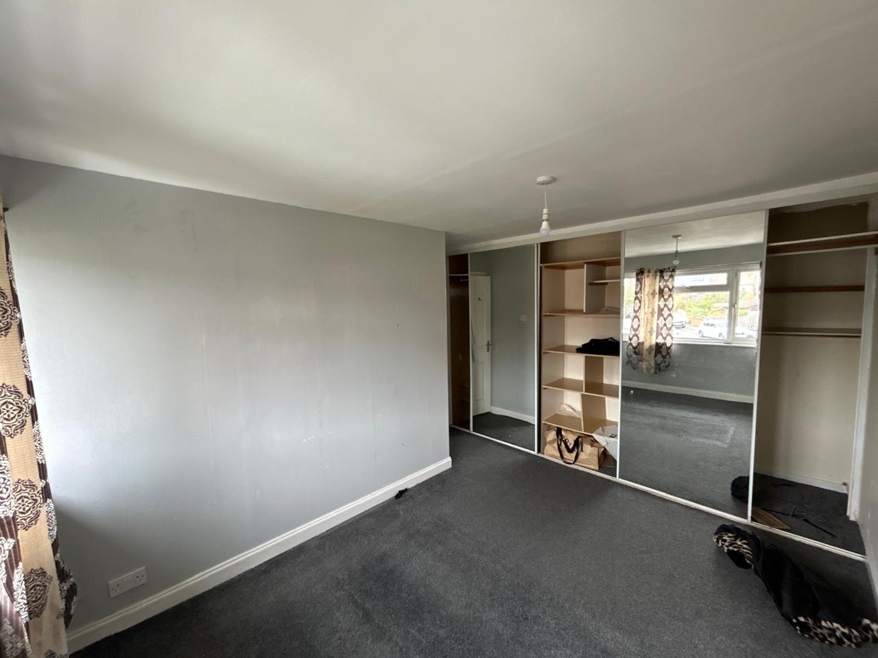 House Dale Drive in Greater London
