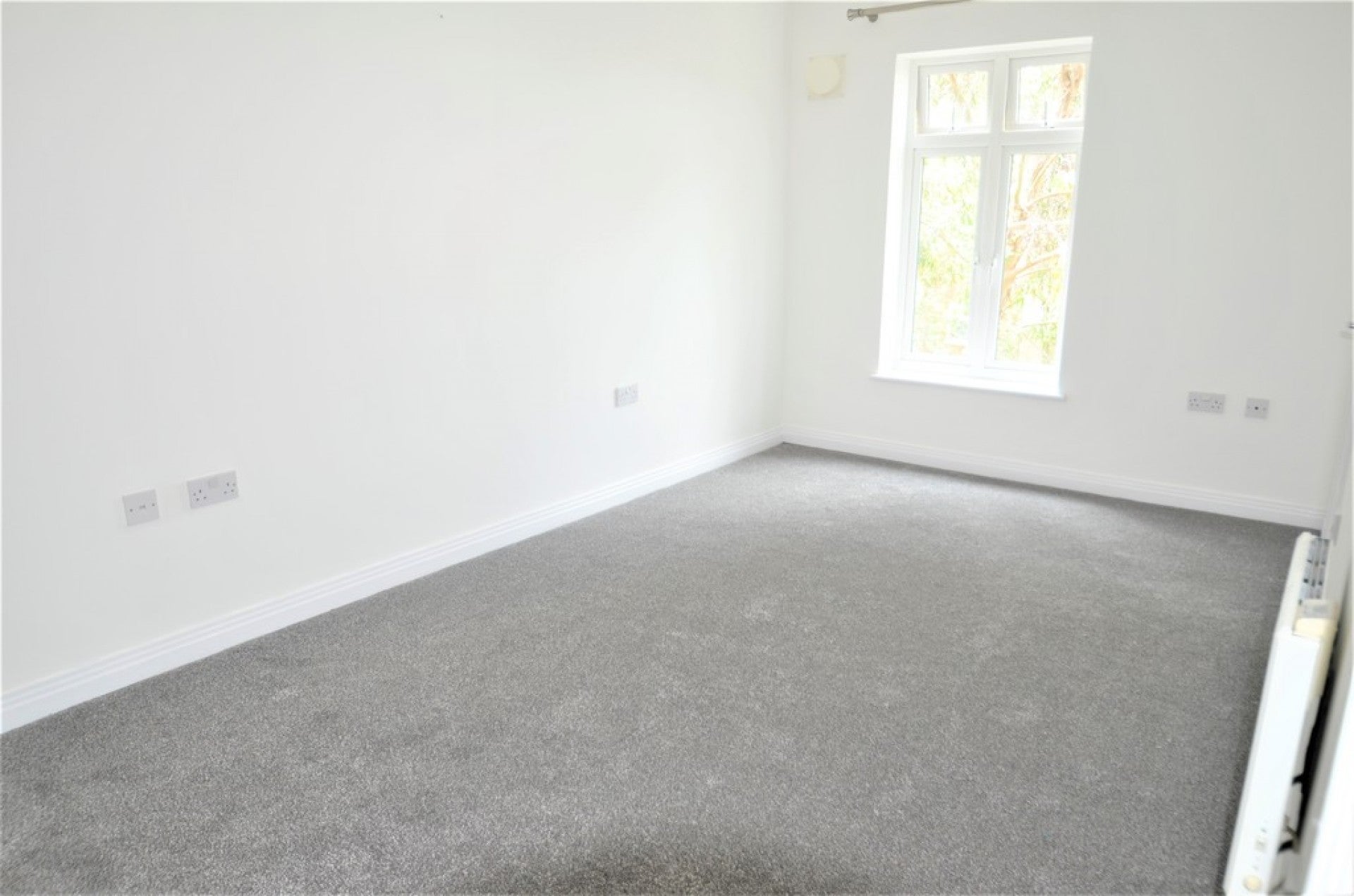 Flat Staines Road in Borough of Spelthorne