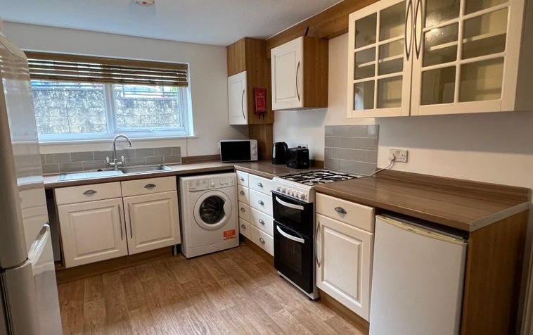 Flat Thurmond Crescent in Winchester