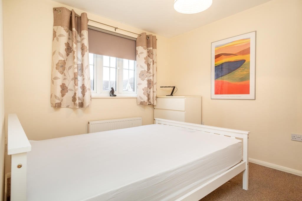 Flat Chestnut Drive in Eggborough
