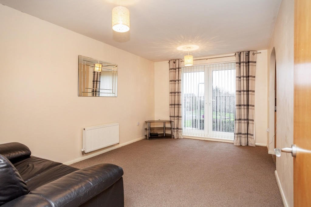 Flat Chestnut Drive in Eggborough