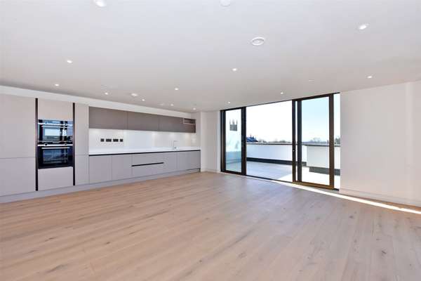 Flat Saint Georges Road in Cheltenham