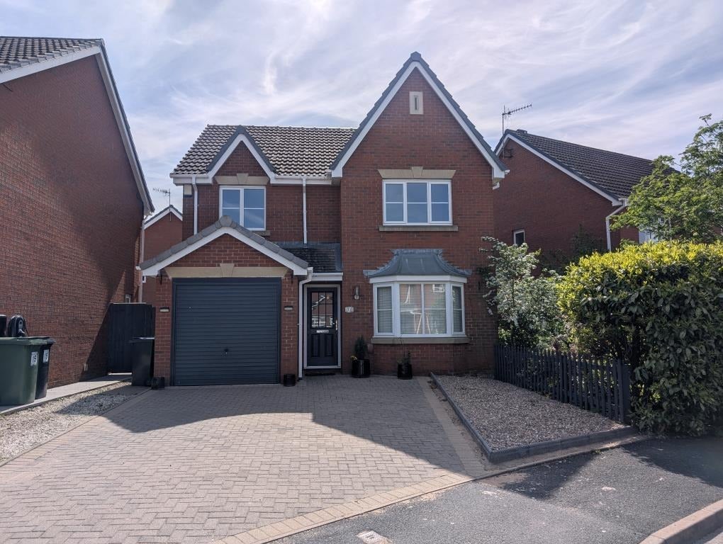 House Brecon Avenue in Worcester