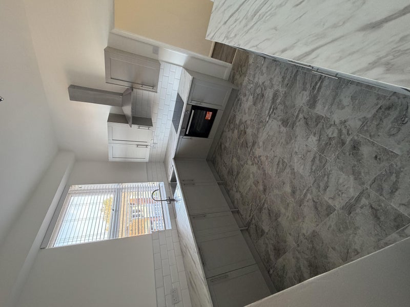 Room Newburn Road in Newcastle upon Tyne