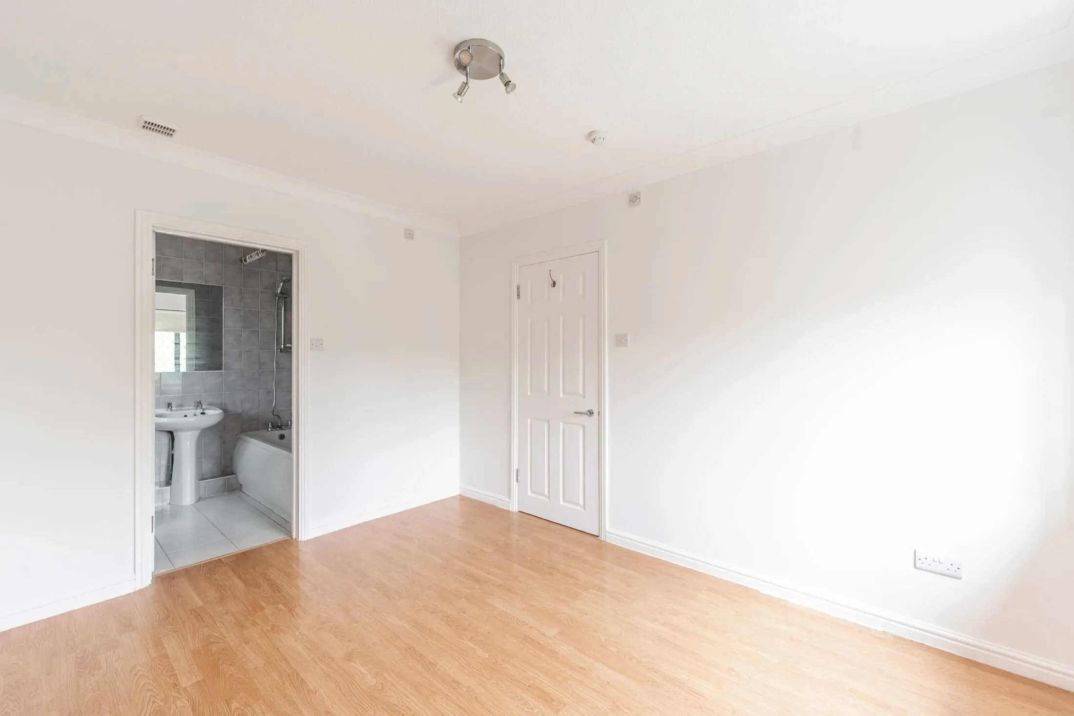 Flat Robina Close in Greater London