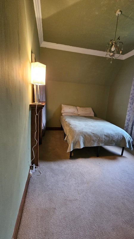 Room West Dhuhill Drive in Helensburgh