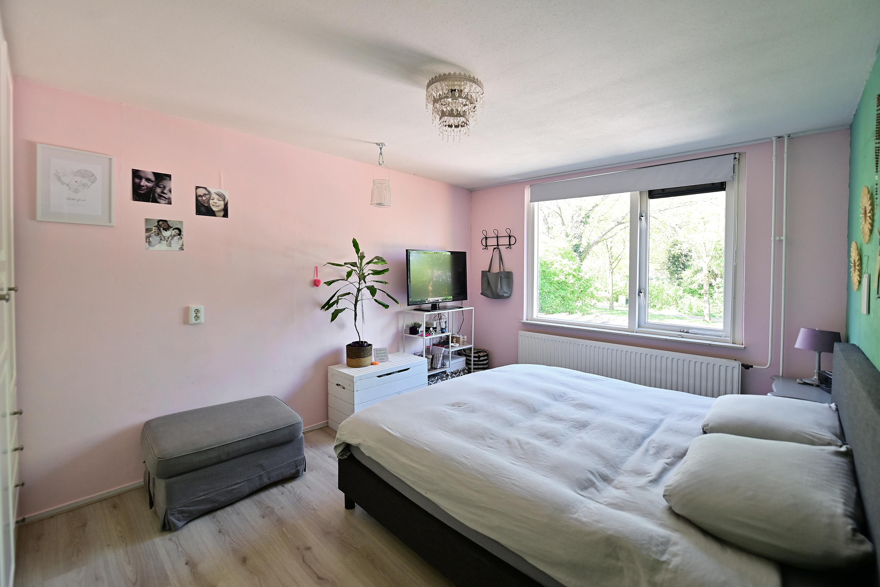 Tussenwoning te koop: Bunt 10, Huizen