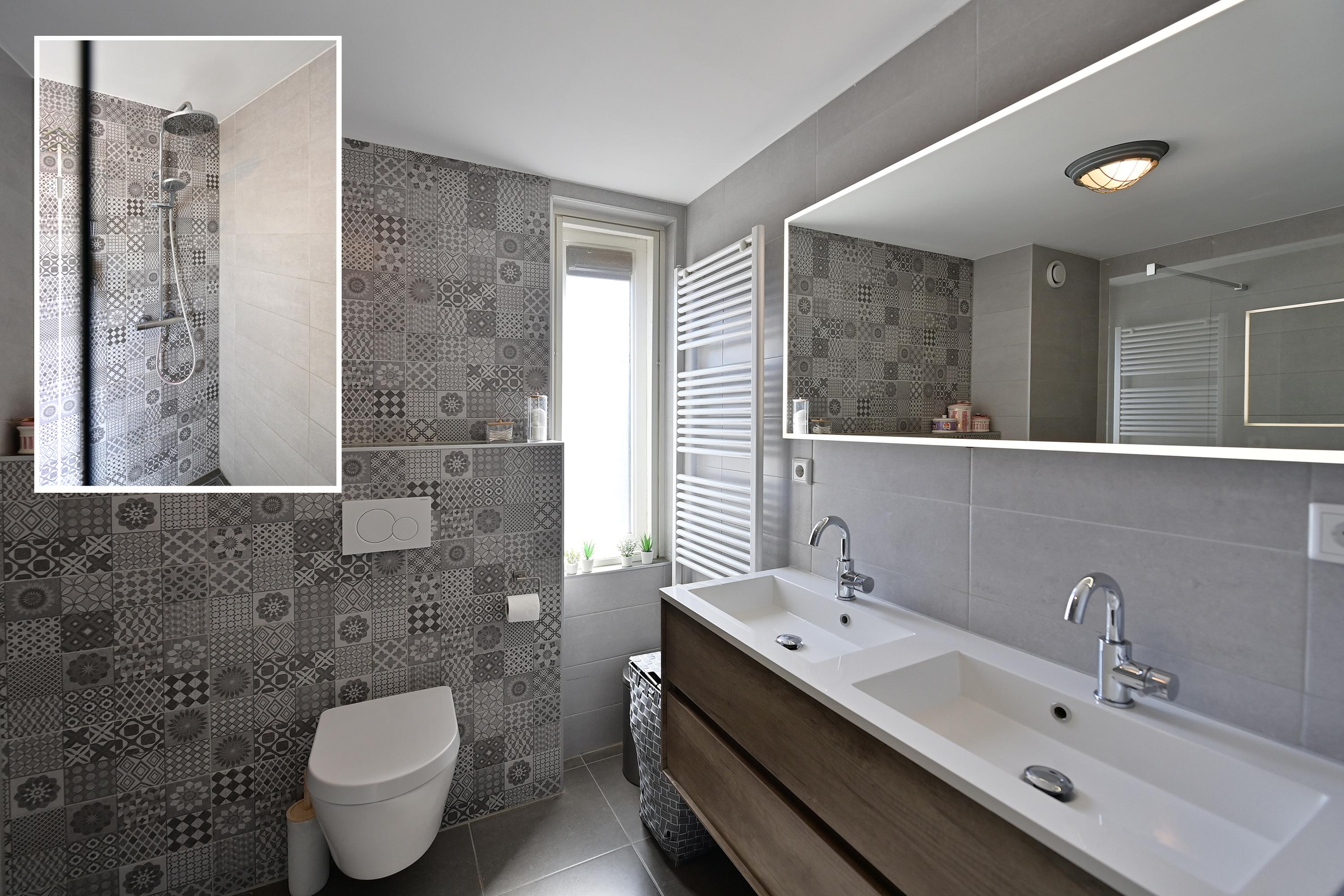 Tussenwoning te koop: Bunt 10, Huizen