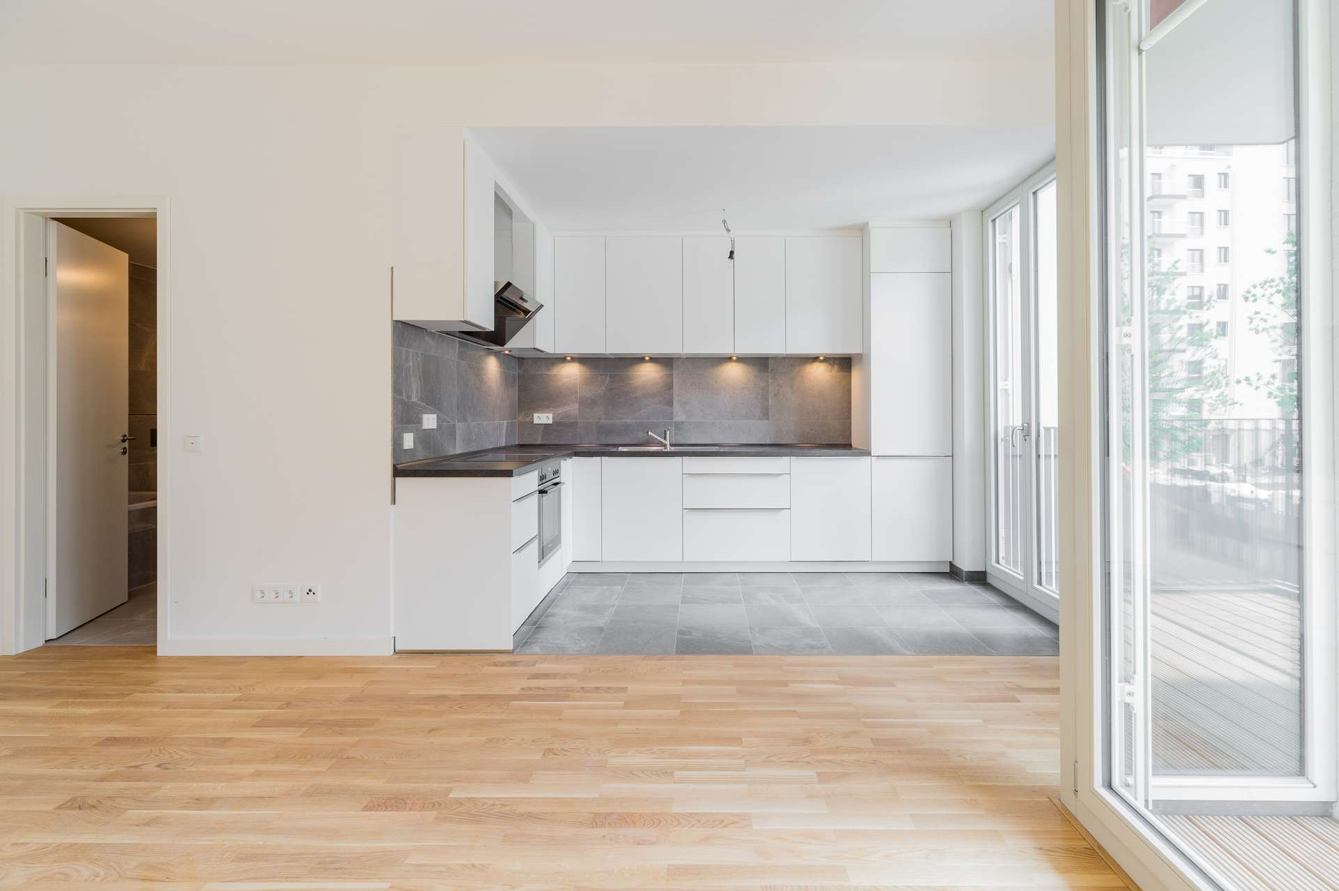 Wohnung Wilhelm-Caspar-Wegely-Platz in Berlin