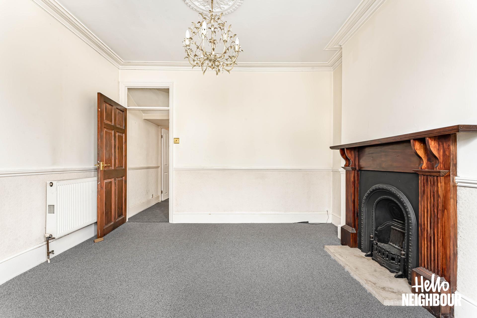 House Burchett Way in Greater London