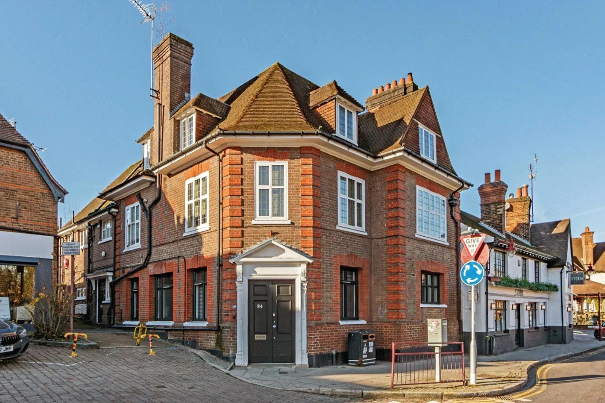 Flat Watling Street in Hertsmere