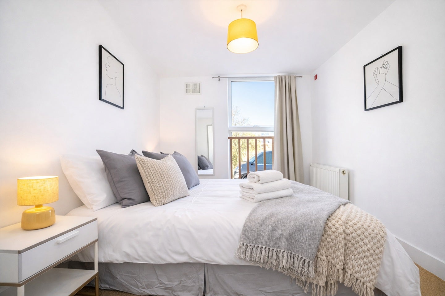 Flat Shepherds Bush Road in Greater London