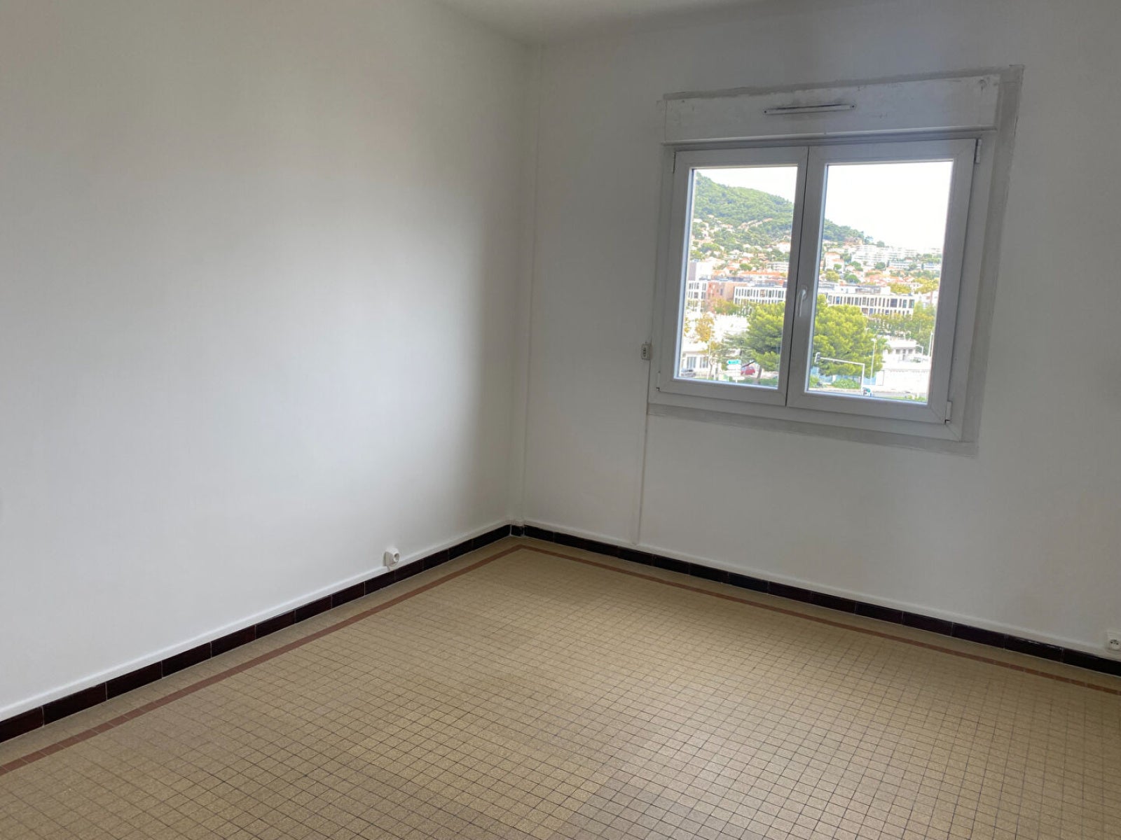 Flat Cours Lafayette in Toulon