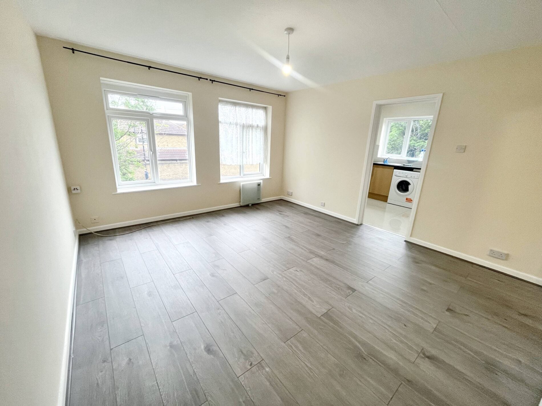 Flat Yew Tree Road in Slough