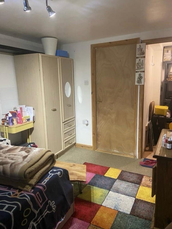 Room Northwoods Walk in Bristol