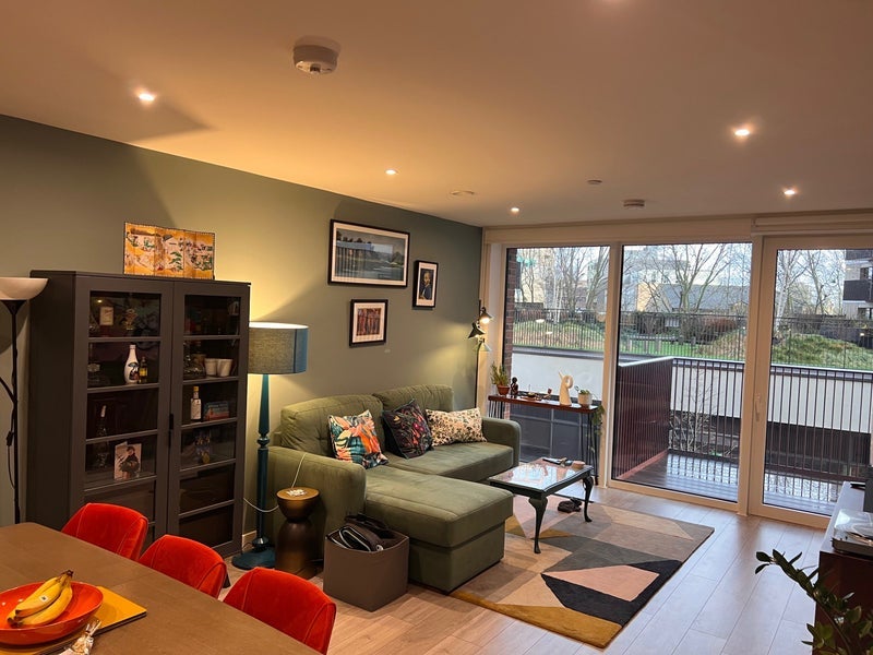 Room New Kent Road in Greater London