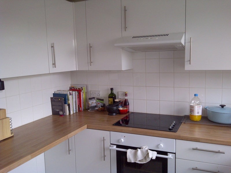 Flat Larch Close in Greater London