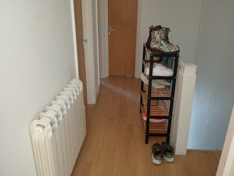 Room Gladstone Avenue in Greater London