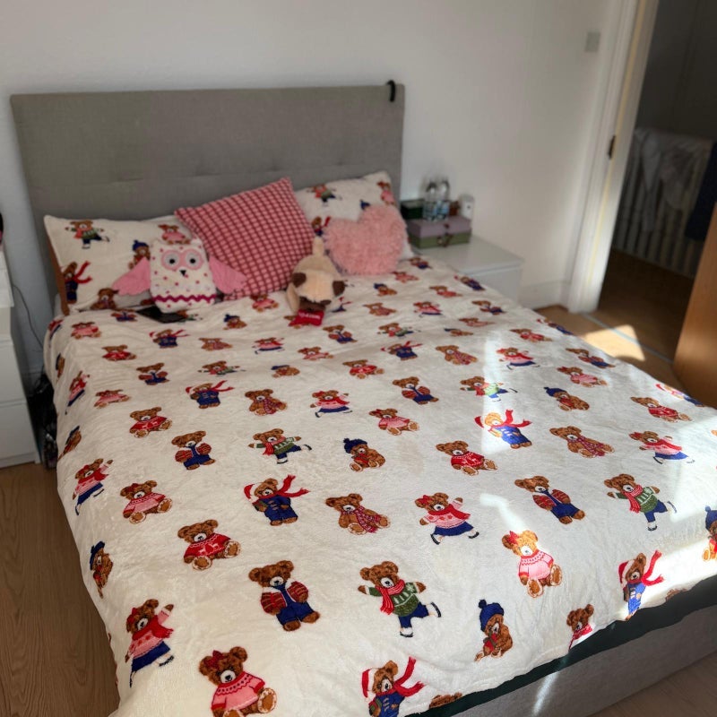 Room Gladstone Avenue in Greater London