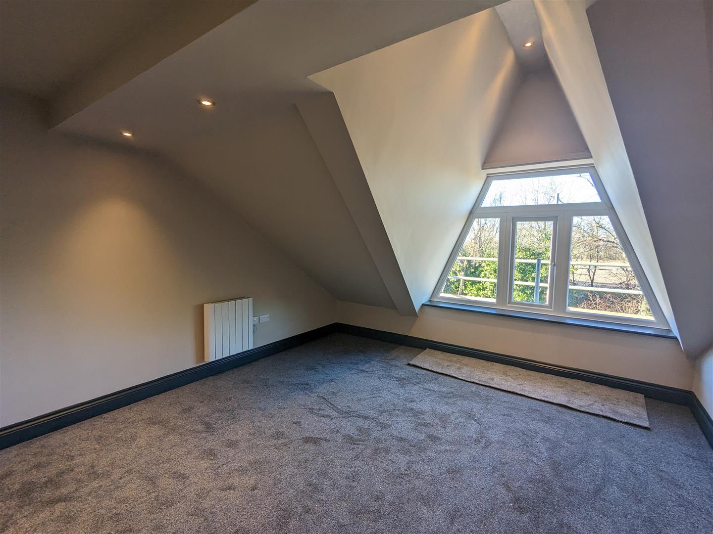 Flat Woodborough Road in Nottingham