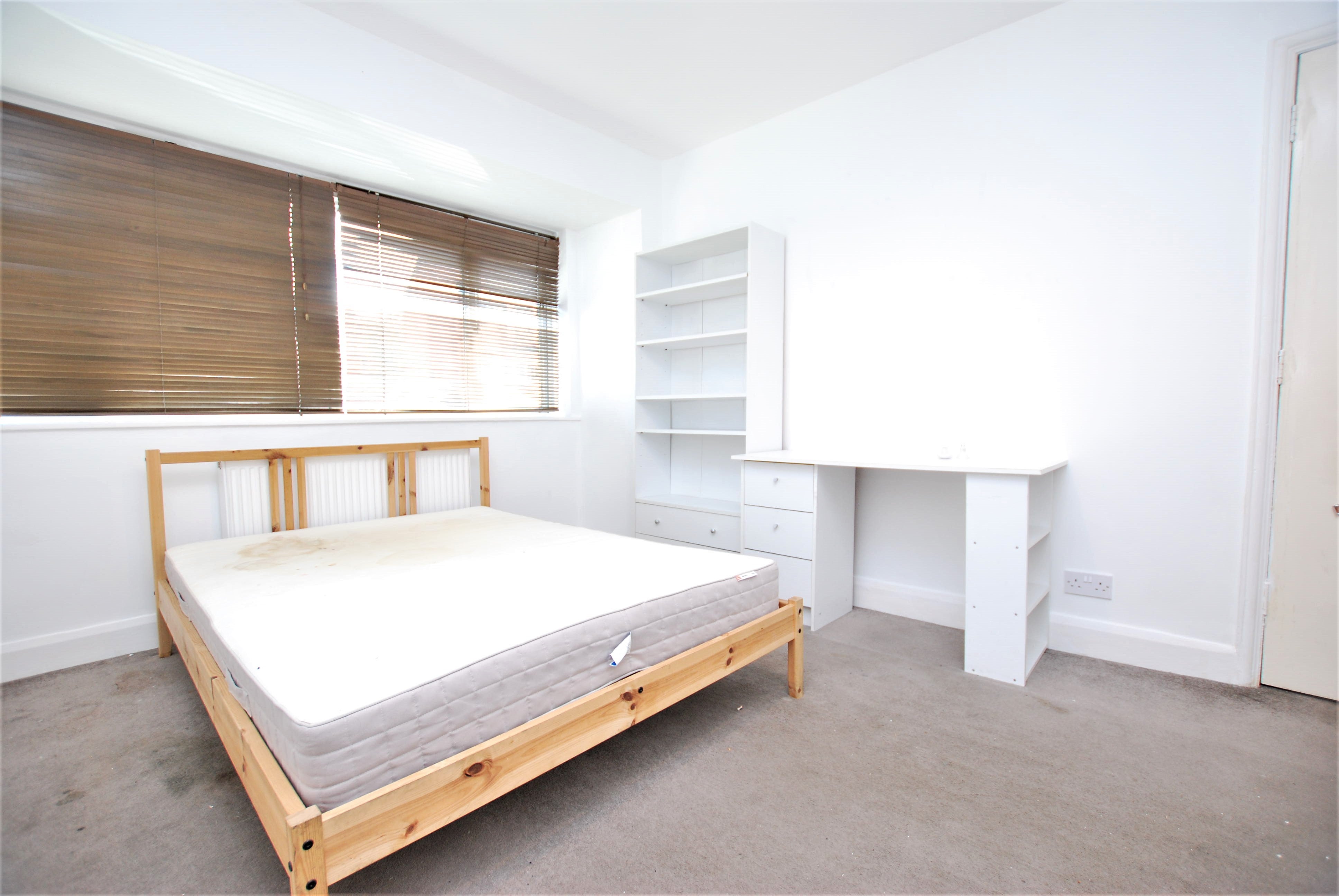 Flat Acacia Road in Guildford